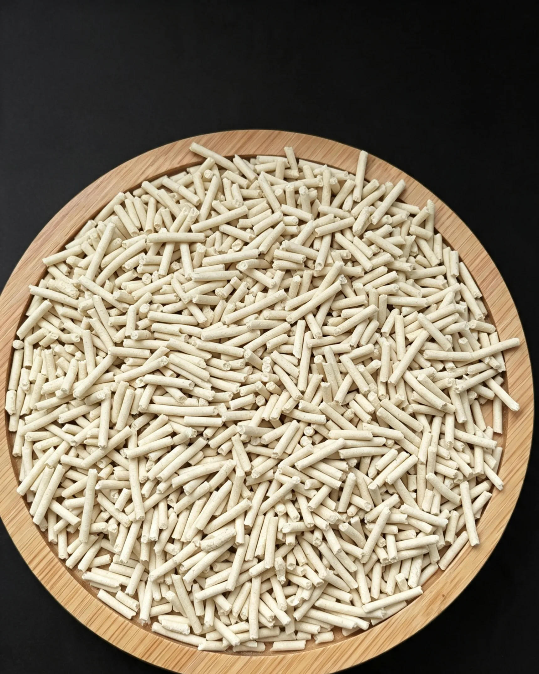 Granulés longs de litière tofu : pourquoi la forme des granulés est importante pour le confort des c
